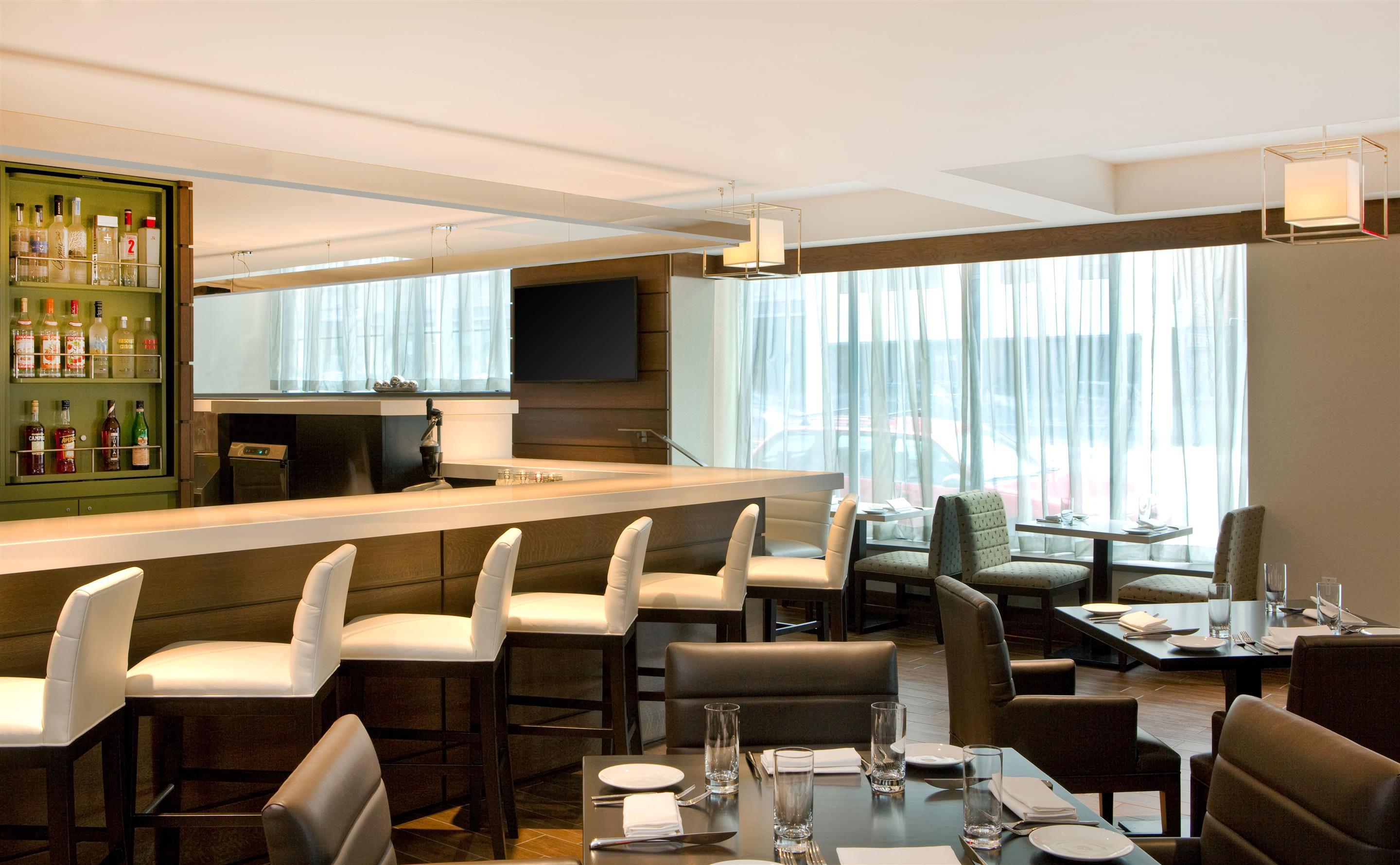 Отель The Westin Portland Harborview Экстерьер фото