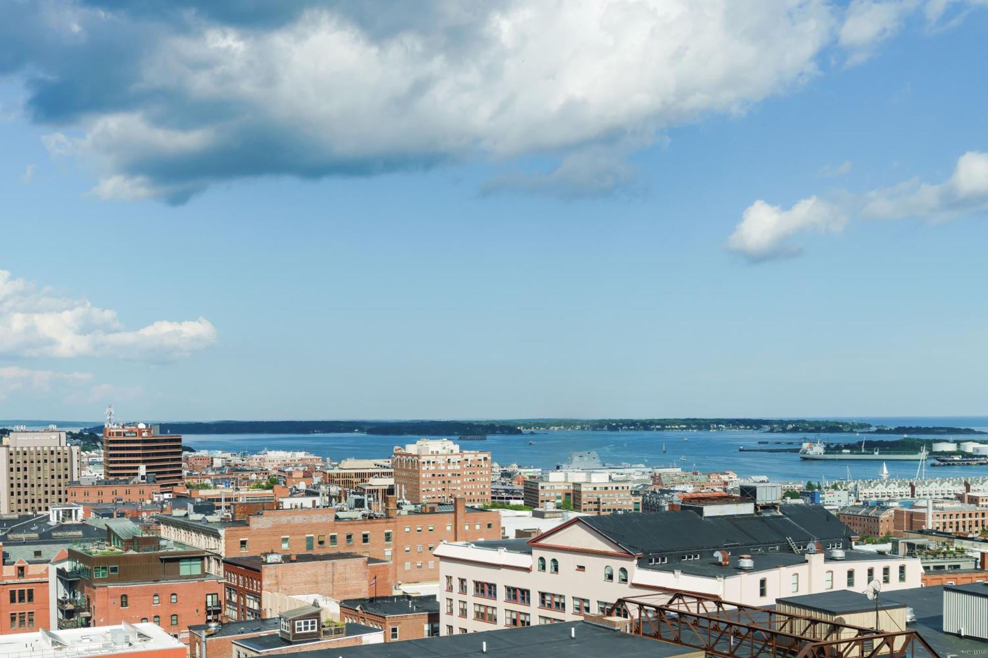 Отель The Westin Portland Harborview Экстерьер фото