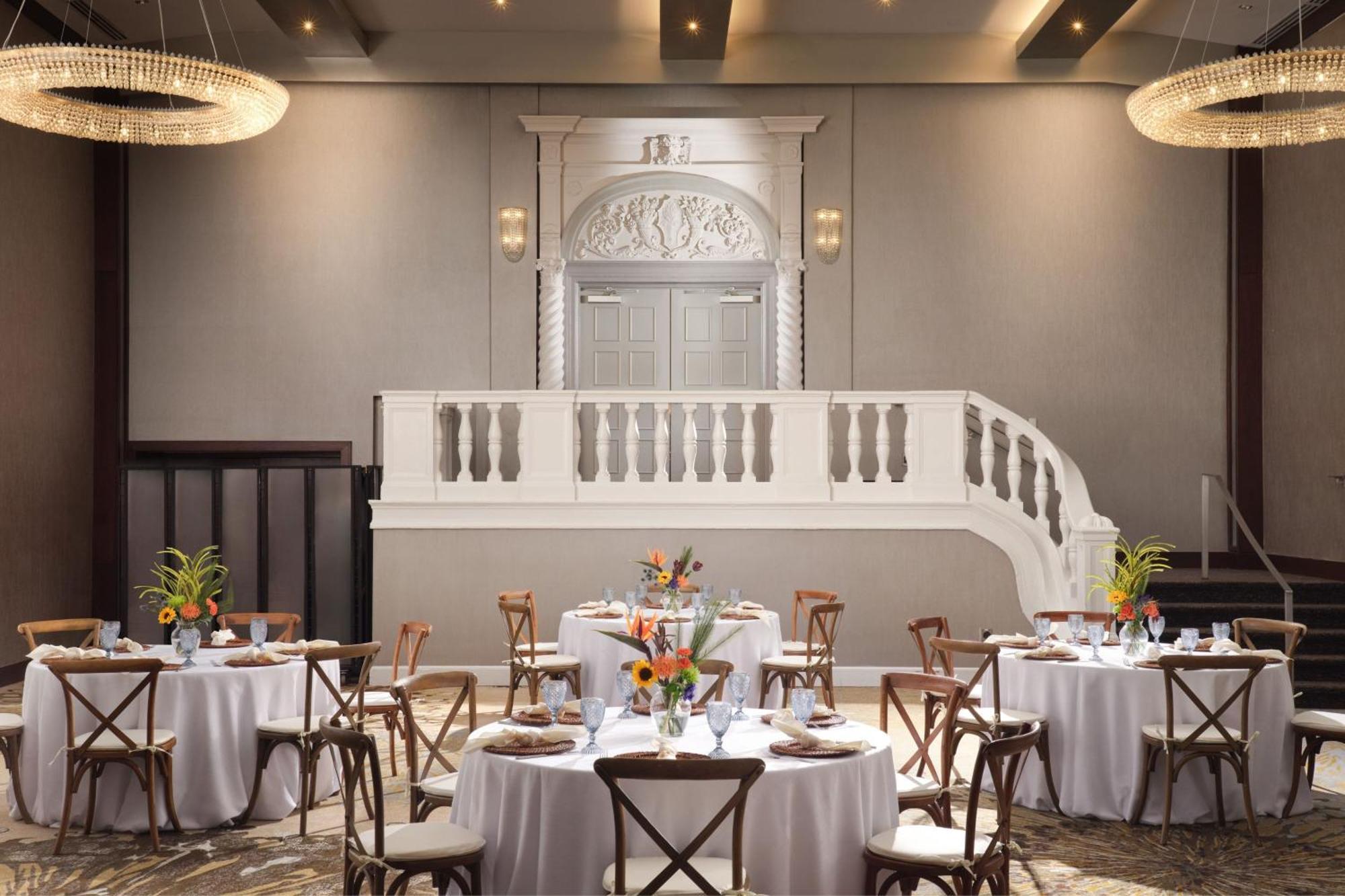Отель The Westin Portland Harborview Экстерьер фото